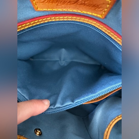 Dooney & Bourke White Patent Leather Satchel w/Shoulder Strap - Picture 9 of 13